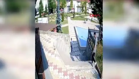 Kastamonu'da Muhtarın Uyardığı Kişi Tarafından Bıçaklanma Olayı!