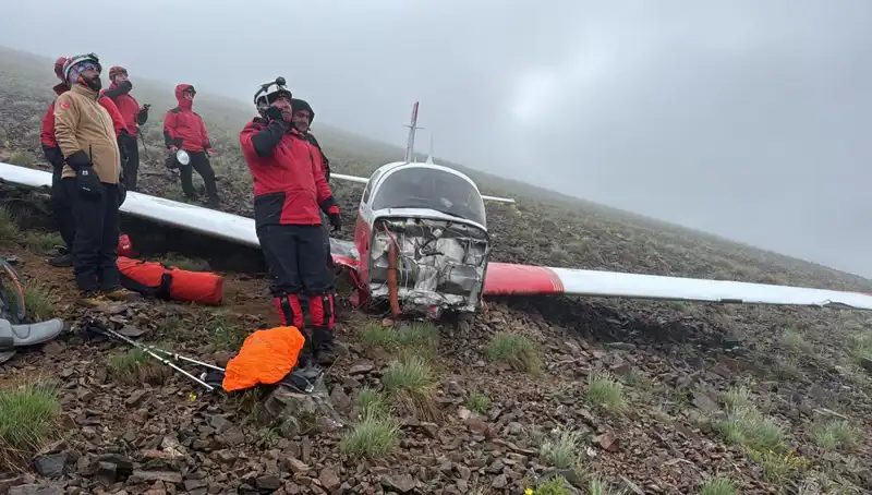 Türk Pilotun Uçak Kazasında Yaşananlar: Pilot Hayatını Kaybetti, Yolcu Kurtarıldı