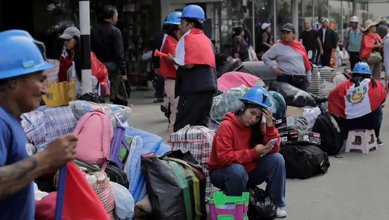 Peru'daki Madenciler Sokaklarda: Protestoların Sebepleri ve Sonuçları