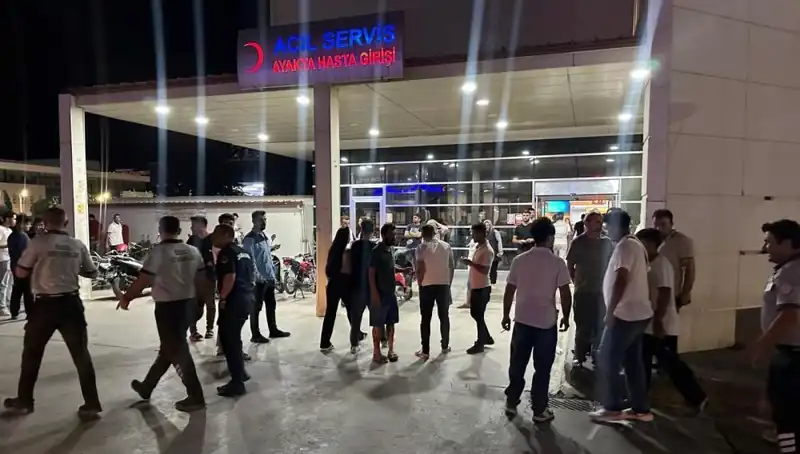 Acil Servis Önünde Skandal Kavga: Tekme Tokat Sahneye Kondu