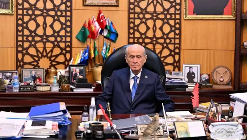 : Bahçeli'den Galatasaray'a Süper Lig Şampiyonu Kutlaması