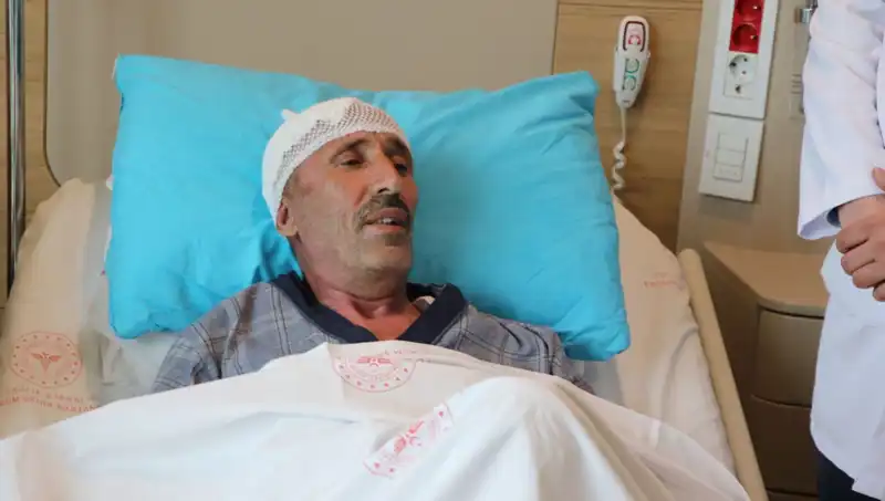 Şiddetli Baş Ağrısı Sonrası Beyin Kanaması Teşhisi Alan Hasta Hayatını Kayıp Etmek Üzereydi
