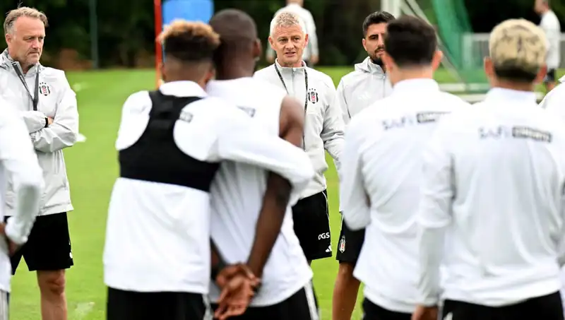 Solskjaer'den Futbolculara Eleştiri: Başarısızlık Aşamasında Duyduğu Üzüntü
