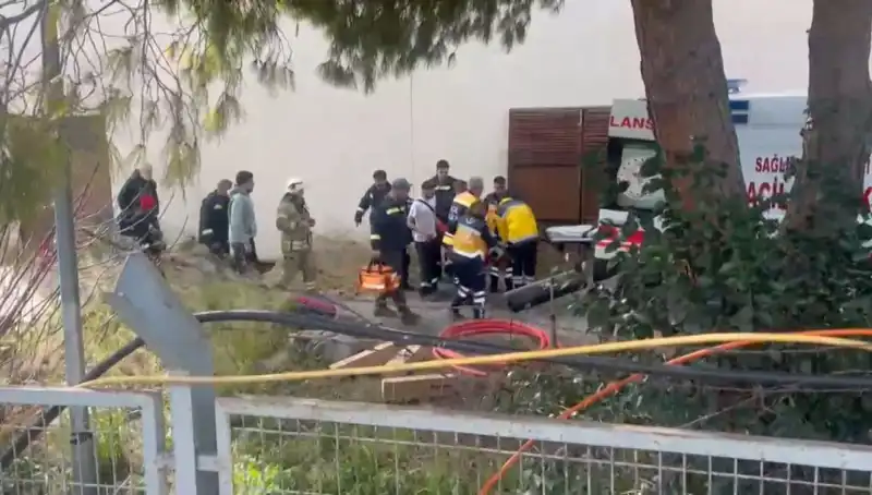 İstanbul'da Trafo Patlaması: Bir İşçi Ağır Yaralı, Gözaltılar Söz Konusu!