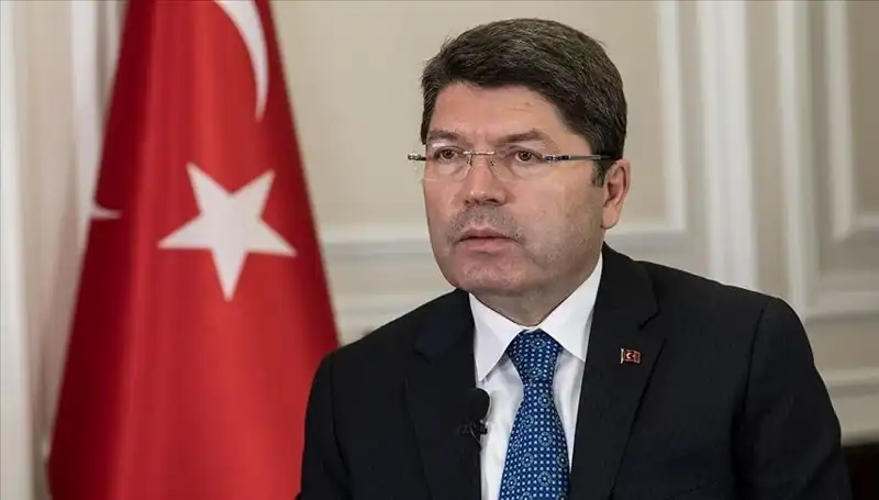 Duruşmalar Artık Televizyondan Canlı Yayınlanabilir mi? Bakan Tunç’tan Çarpıcı Açıklamalar!