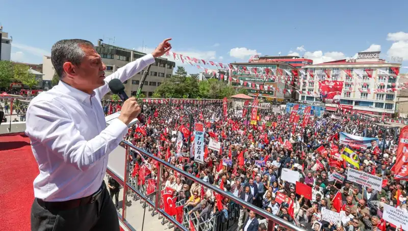 Özgür Özel’den Kritik Açıklama: Örgüt Silah Bırakmalı!