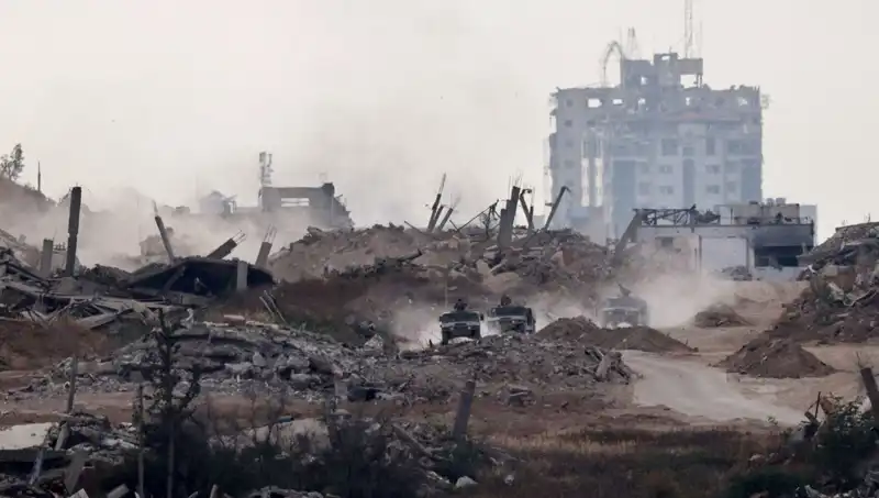 İsrail’in Gazze Saldırıları: 100’ü Aşkın Filistinli Hayatını Kaybetti