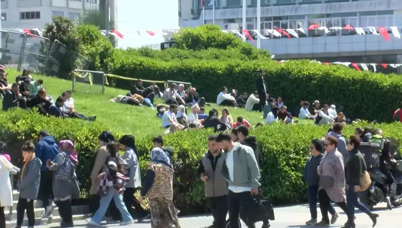 Taksim'de Deprem Yoğunluğu: Şehirdeki Etkileri ve Yaşananlar