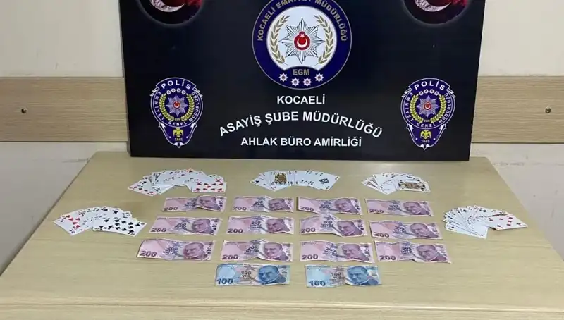 Kocaeli’de Kumara Geçit Yok: Kahvehanelere Büyük Baskın Düzenlendi