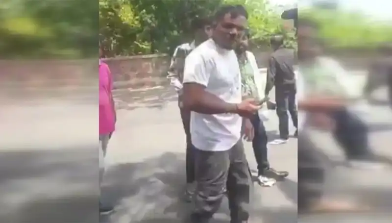 11A Yolcusunun Şaşırtan Deneyimi: "Biri Beni Yakaladı"