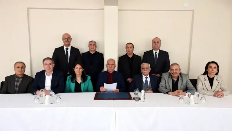 PKK'nın Fesih İlanı: Terörsüz Türkiye Sürecinde Yeni Adımlar!
